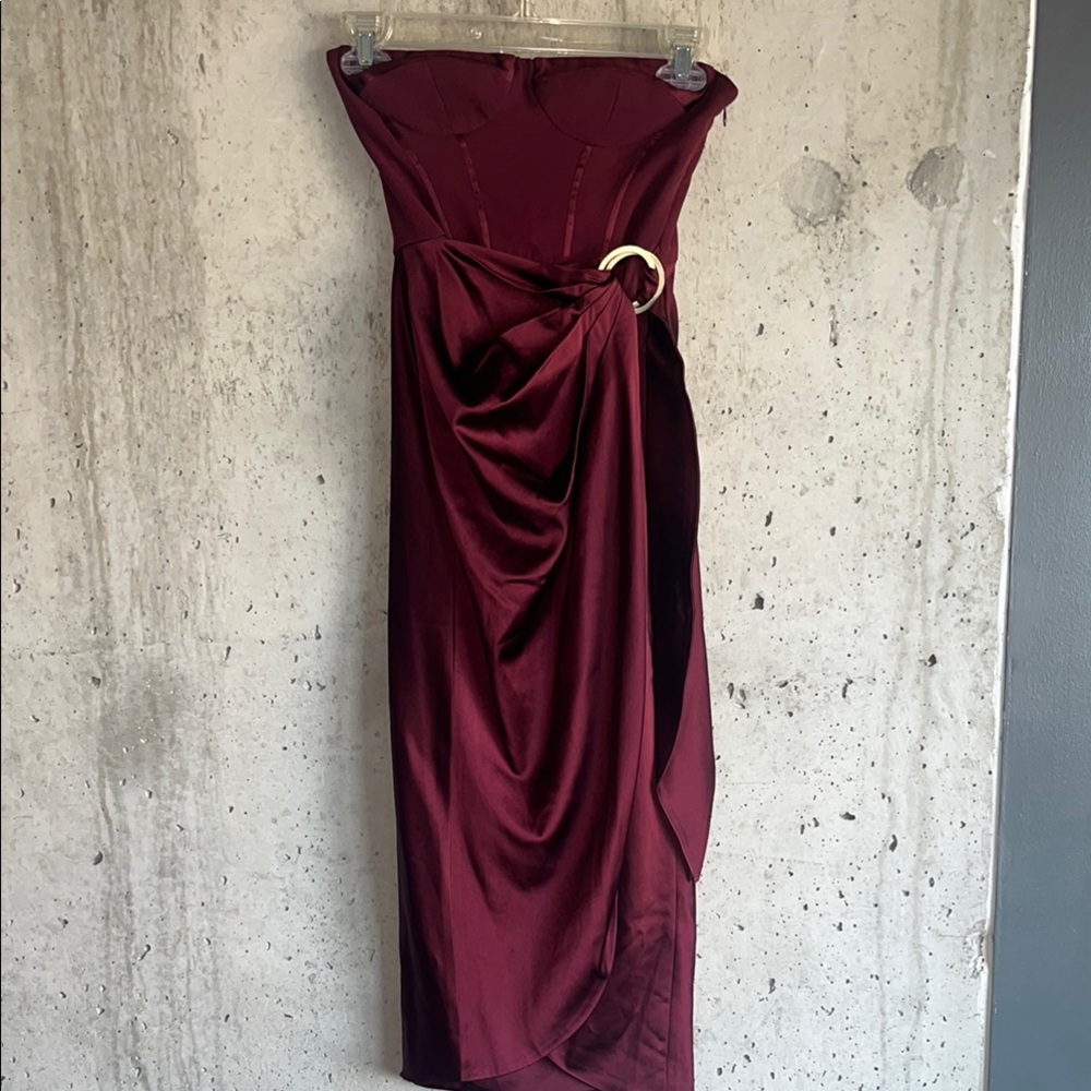 Maroon Strapless Cocktail Gown with Gold Accent